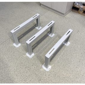   HŐSZIVATTYÚ TARTÓ KONZOL ÁLLÓ MAGASÍTOTT, HEGESZTETT, PORFESTETT 600x320mm (3db) 